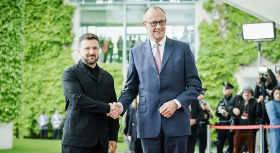 Zelensky refuzon propozimin e Merz për anëtarësim të asociuar në BE