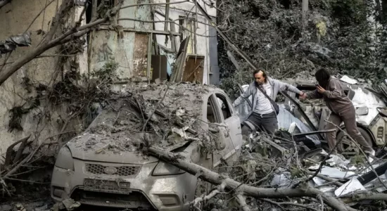Droni ukrainas godet një autobus rus, vret shtatë persona dhe plagos 11 të tjerë