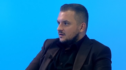 Qamili: Derisa VLEN të jetë në Qeveri, gjuha shqipe nuk do të preket