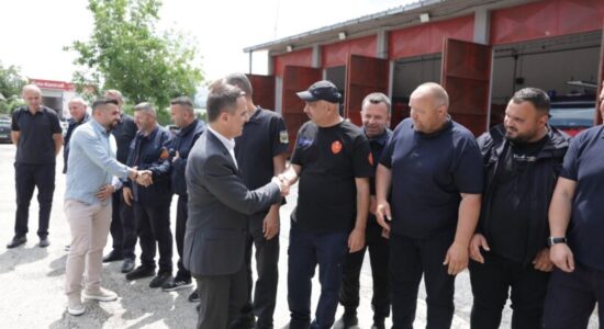 Kasami: 30 për qind rritje të pagave për zjarrfikësit e Komunës së Tetovës