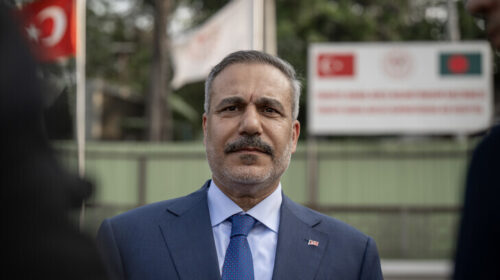 Kryediplomati turk thekson tragjedinë e muslimanëve Rohingya gjatë vizitës në Bangladesh