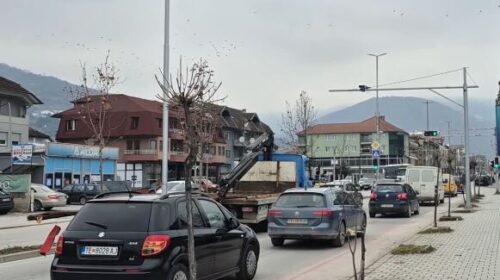 (VIDEO) Vazhdojnë reagimet për kthimin e emrave jugosllavë në Tetovë