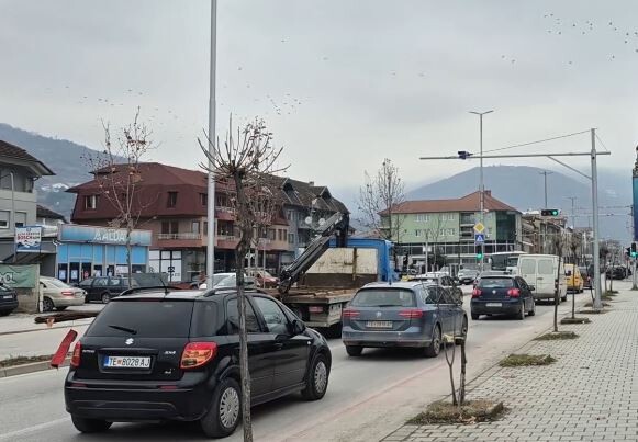 (VIDEO) Vazhdojnë reagimet për kthimin e emrave jugosllavë në Tetovë