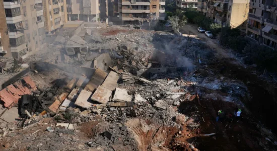 Ministrat izraelitë bëjnë thirrje për bombardimin e Bejrutit pavarësisht armëpushimit