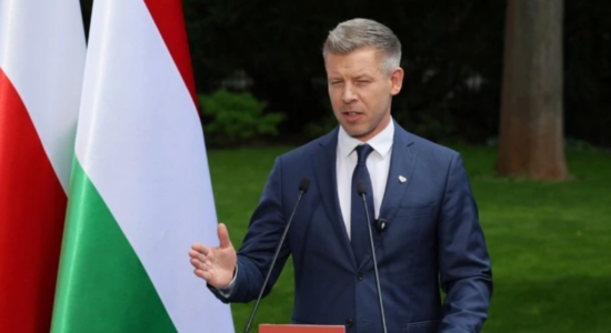 Hungaria kufizon lejet e punës për punëtorët nga vendet jashtë BE-së