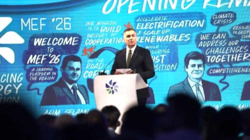 Ministri Hoxha hapi ‘MEF 2026’ dhe bëri thirrje për përshpejtimin e tranzicionit të gjelbër në rajon