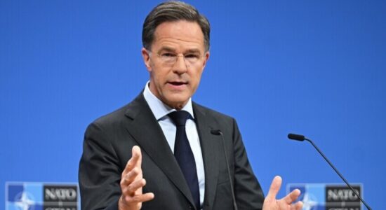 Rutte: NATO e gatshme të mbështesë përpjekjet për rihapjen e Ngushticës së Hormuzit nëse kërkohet