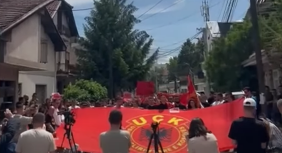 Protestë në Prishtinë në mbrojtje të gjuhës shqipe në RMV