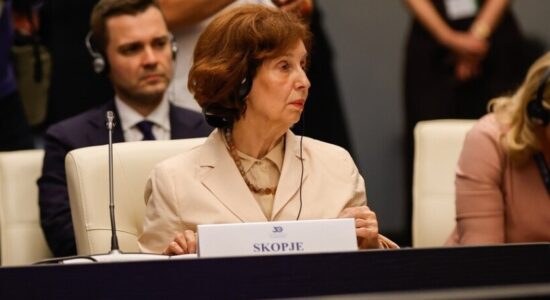 Siljanovska-Davkova në Sofje: Duhet të ringjallim frymën e bashkëpunimit rajonal