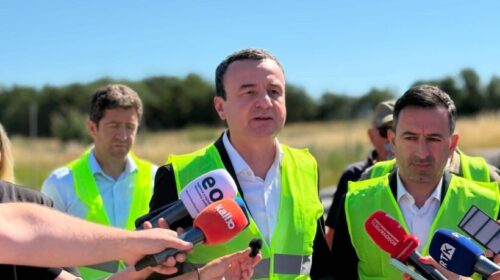 Kurti për çështjen e Presidentit: Ne këtë nuk mund ta bëjmë vetëm
