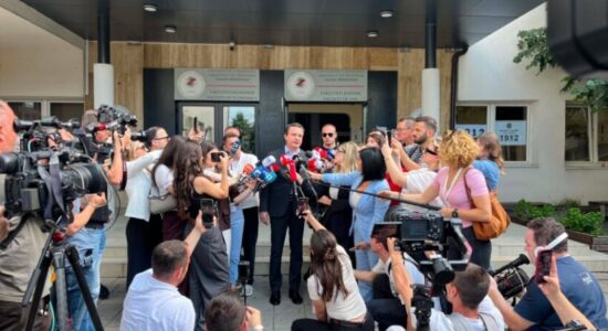 Kurti pas votimit: Sa më e lartë të jetë dalja e qytetarëve, aq më i madh stabiliteti institucional