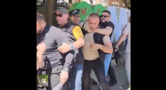 (VIDEO) Arrestohet kryetari serb i Mitrovicës së Veriut, e dëmtoi obeliskun “I love Mitrovica”