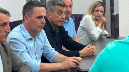 VLEN mblidhet në Gostivari, diskutohet organizimi i brendshëm dhe “punët që i bëjnë në Qeveri”