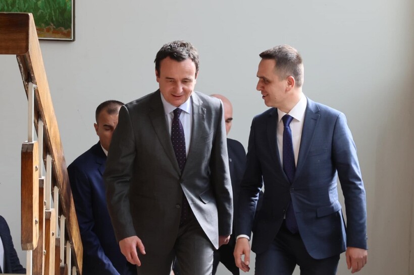 Kasami pas zgjedhjeve: Urime Albin Kurtit për fitoren e thellë