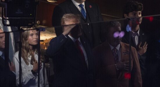 Trump pritet me vërshëllima masive teksa merrte pjesë në ndeshjen e finales së NBA-së