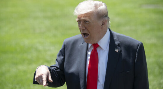 Trump urdhëron Departamentin e Drejtësisë të hetojë kompanitë e naftës për çmimet e benzinës