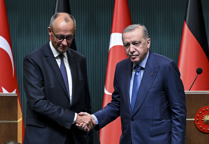 Presidenti Erdogan dhe kancelari Merz diskutojnë për çështjet globale