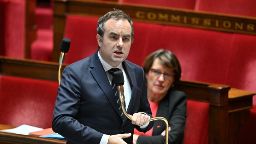 Kryeministri francez  Izraeli duhet t i japë fund  pushtimit të paligjshëm  të territorit libanez