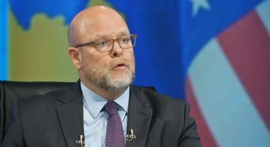 Hovenier: Nëse Kosova s’i përgjigjet ofertës së Trumpit për gazin, SHBA-ja mund të humbasë interesin për të