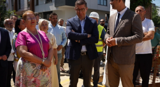 Mickoski paralajmëroi ndërtimin e Qendrës së re klinike në Shkup pranë pishinës “Boris Trajkovski”