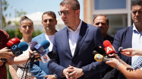 (VIDEO) Mickoski: Pas ditëlindjes së VMRO-së, bisedojmë për riformatimin e Qeverisë