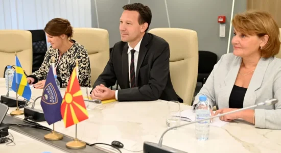 Ambasadori suedez në RMV: Keni pemë dhe perime të mira, por në Suedi nuk i hedhim në natyrë