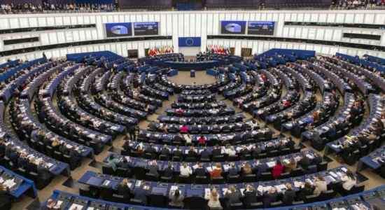 Parlamenti Evropian miraton raportin për Kosovën