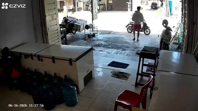 Tërmeti 6.7 ballë godet Indonezinë, frikë e panik te qytetarët