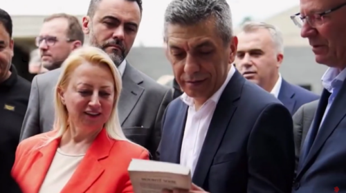 (VIDEO) Mexhiti paralajmëroi ndërtimin e një biblioteke mbi sheshin “Skënderbeu”