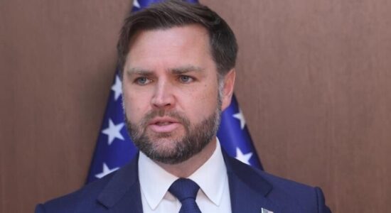 JD Vance: SHBA do vazhdojë negociatat bërthamore me Iranin, pavarësisht qëndrimit izraelit