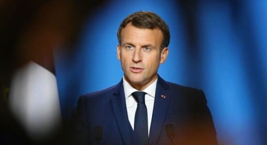 Macron bisedon me Trumpin: Theksohet rëndësia e një armëpushimi të fuqishëm në Liban