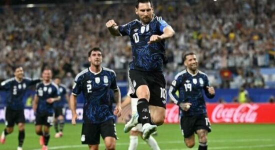 Messi vendos rekorde të reja, Argjentina fiton me Jordaninë!