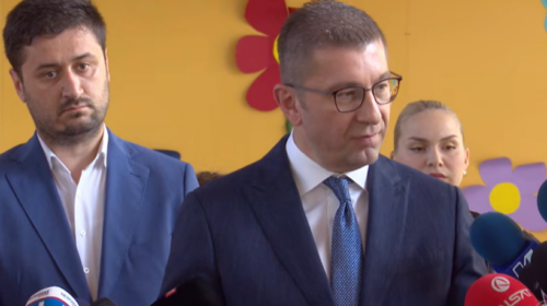 Mickoski i përgjigjet Taravarit: Garanci më të madhe për rrugën evropiane të vendit sesa prishja e kontratës me Gjokën nuk ka!