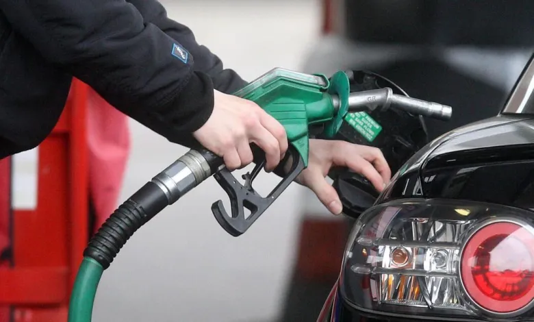 Çmimi i naftës bie nën 76 dollarë për fuçi, nën nivelin e para luftës në Iran