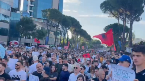 Dita e tretë e protestave për Zvërnecin, qytetarët kërkojnë anulimin e projektit dhe paraqesin kërkesa për Qeverinë