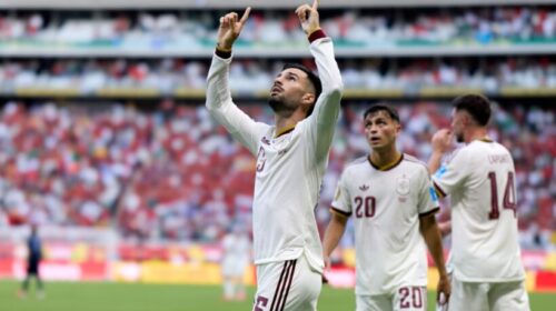 Grupi H, Spanja eliminon Uruguajin, kualifikim historik për Kepin e Gjelbër