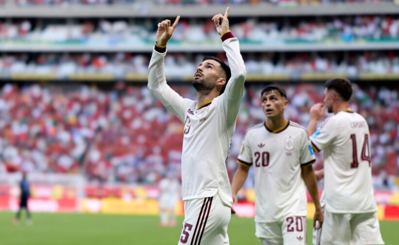 Grupi H, Spanja eliminon Uruguajin, kualifikim historik për Kepin e Gjelbër
