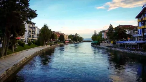 Shkalla e vendeve të lira të punës në Maqedoni arrin në 2.07% në tremujorin e parë, prin sektori i hotelerisë