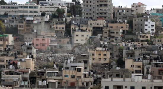 Izraeli evakuon me forcë lagjen rezidenciale palestineze në Bregun Perëndimor për “stërvitje ushtarake”