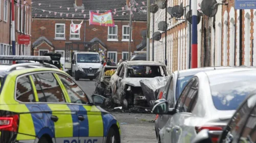 Policia irlandeze heton sulmin e dyshuar me zjarrvënie në xhaminë në Dublin