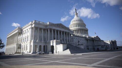 Senati Amerikan miraton Rezolutën për Kompetencat e Luftës që kërkon ndërprerjen e luftës me Iranin