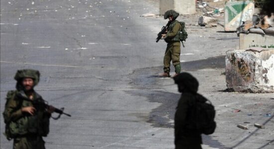 Izraeli arrestoi 65 nxënës palestinezë në Bregun Perëndimor gjatë këtij viti