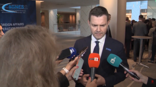 (VIDEO) Mucunski: Maqedonia kërkon rrugë evropiane pa kërkesa shtesë