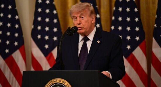 Trump thotë se bisedimet me Iranin po vazhdojnë “pa ndërprerje”