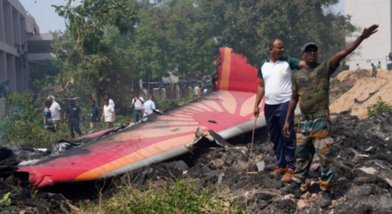 Një vit nga tragjedia e Air India-s me 260 viktima, hetimet ende pa përfundim