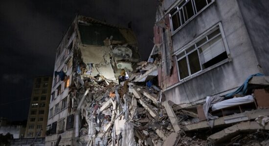 Numri i viktimave nga tërmetet në Venezuelë rritet në 164, ndërsa qindra të tjerë janë plagosur