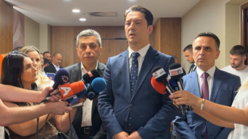 Rikonstruimi i Qeverisë, Bekim Sali: VLEN-it do t’i takojnë 6 ministri!