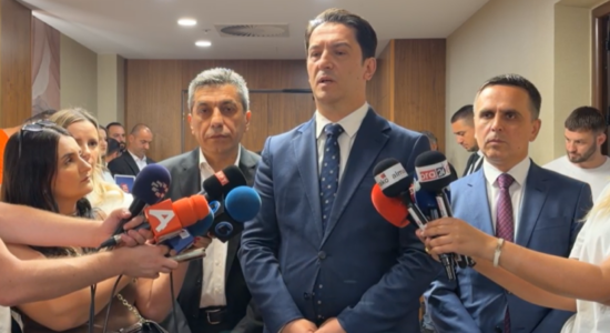 Rikonstruimi i Qeverisë, Bekim Sali: VLEN-it do t’i takojnë 6 ministri!