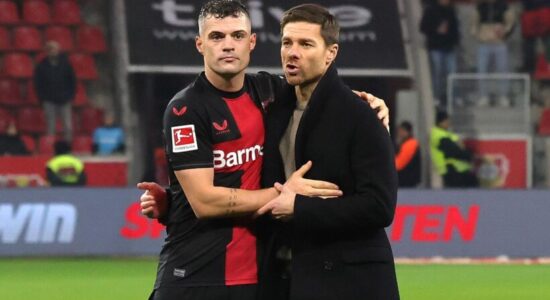 Alonso kërkon me çdo kusht ribashkimin me Xhakën, Chelsea përgatit ofertën e parezistueshme
