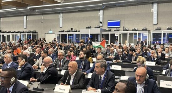 Zyrtari izraelit nuk arriti të përfundojë fjalimin në konferencën e ILO-s në Gjenevë për shkak të protestave